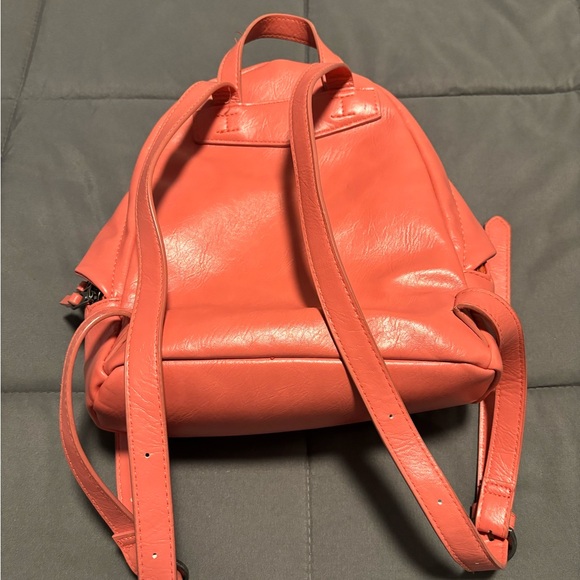 Target Coral Backpack - Picture 2 of 2